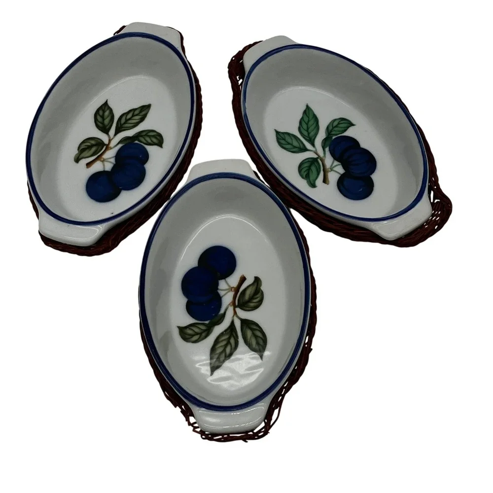 Vintage Ceramic Oval Au Gratin Baking Dishes Wicker Baskets Set 3 Blue Plum